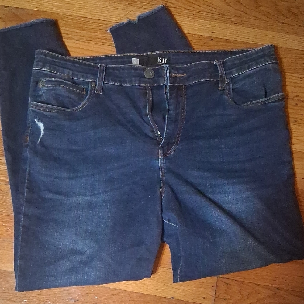 Kut from the Kloth Blue Skinny Jeans with Subtle Fading